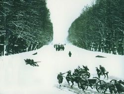 ‘Şehitleri anmak milli görev'